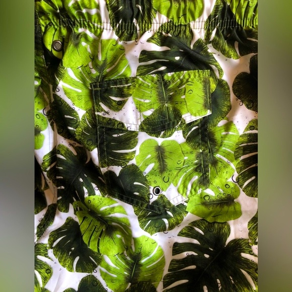 Charleston Threads Mens Swim Trunks Brand New XXL - Picture 5 of 8